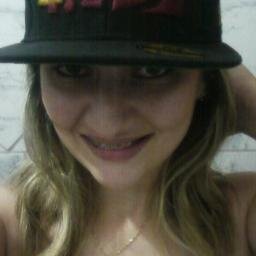 20 anos,corinthiana,amo moda,e namoro o Gabs ;)     http://t.co/Zx30hKJtZY
Follow me :B