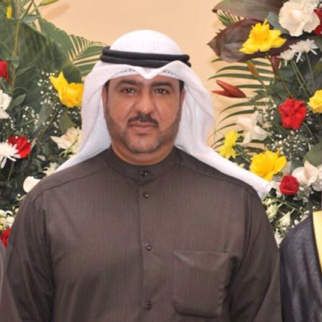 وإذا لم يكن من الموت بد  فمن العار أن تموت جبانا (المتنبي)