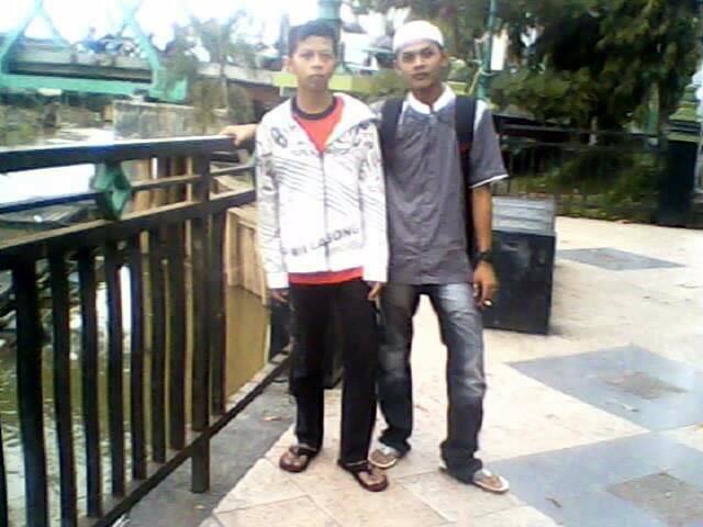 WahyuniArcgis's profile picture. 