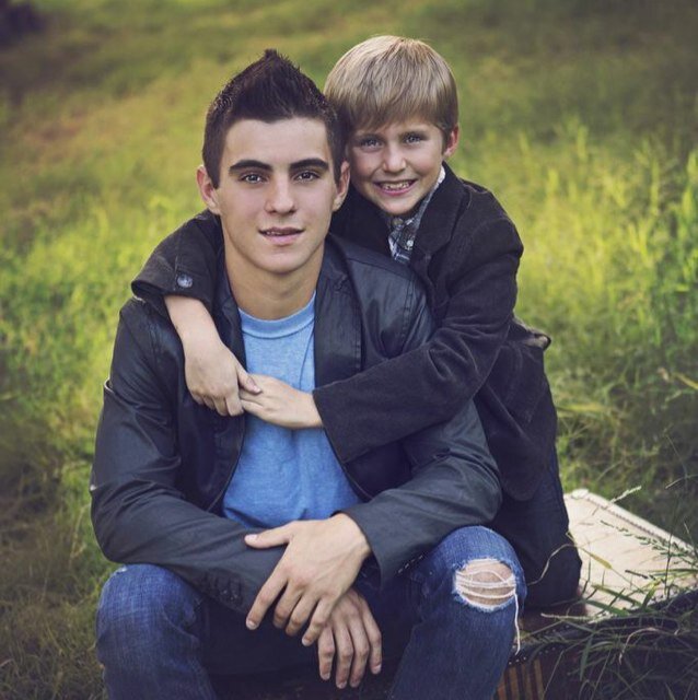 cwhitmire996's profile picture. 