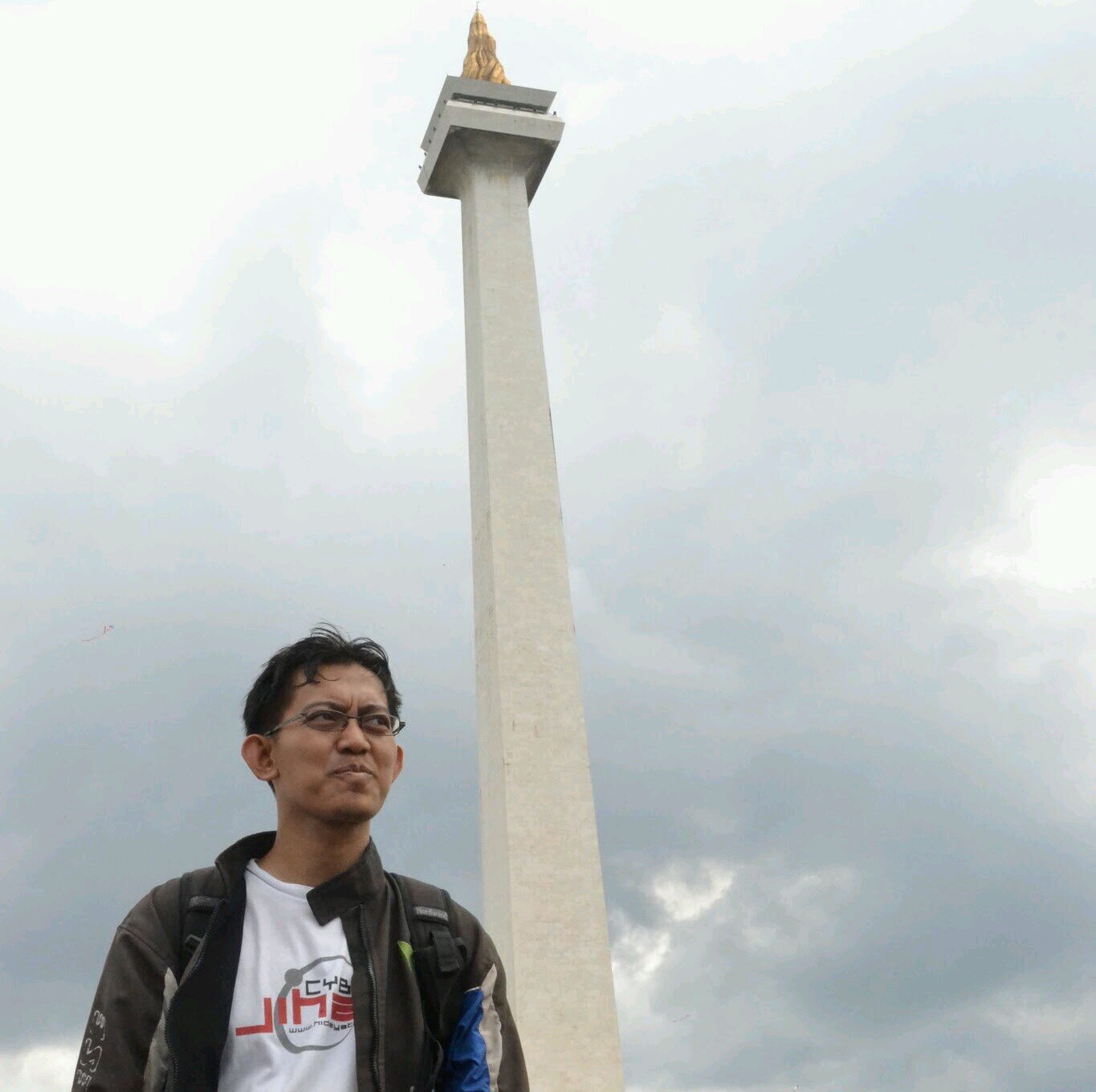 aku hanyalah debu pencari ilmu,Belajar dan mengajar