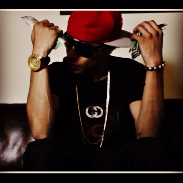 canadianHAZE's profile picture. 24year old Artist, song writer, engineer, producer, http://t.co/Z7ttuDwcjB hazegetaflame@gmail.com. ..ifollowback, i talk dat real shit #BUILDUP