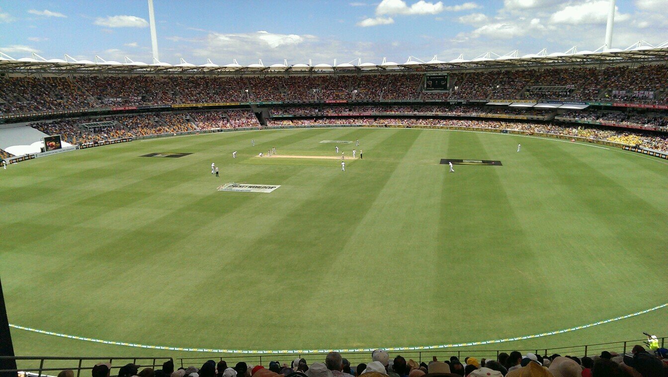 We're tweeting mad for the Ashes! Like us? Give us a RT. Disagree? Tell us! We're half Aussie, Half Pommie - so we may differ on our own opinion occasionally :)