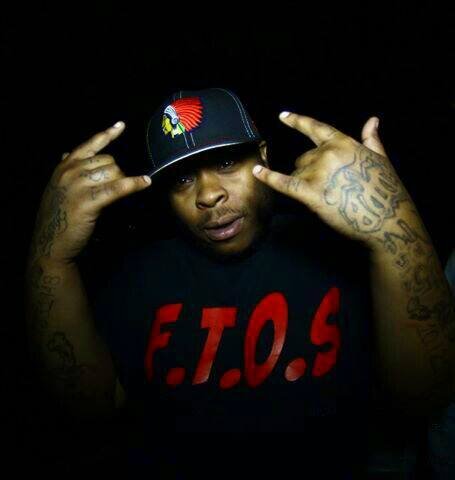 AMG/BLU100 HIT UP THE GHETTOBOOKING@GMAIL.COM FOR ANY BOOKINGS FEATURES OR PARTIES