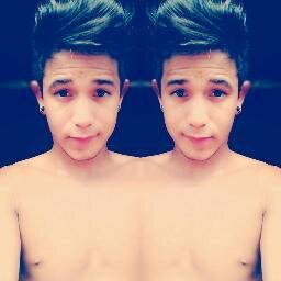 ''''''''eu gosto que me odeiem e que me invejem,
porque ninguem odeia o fraco, nem inveja o feio :D