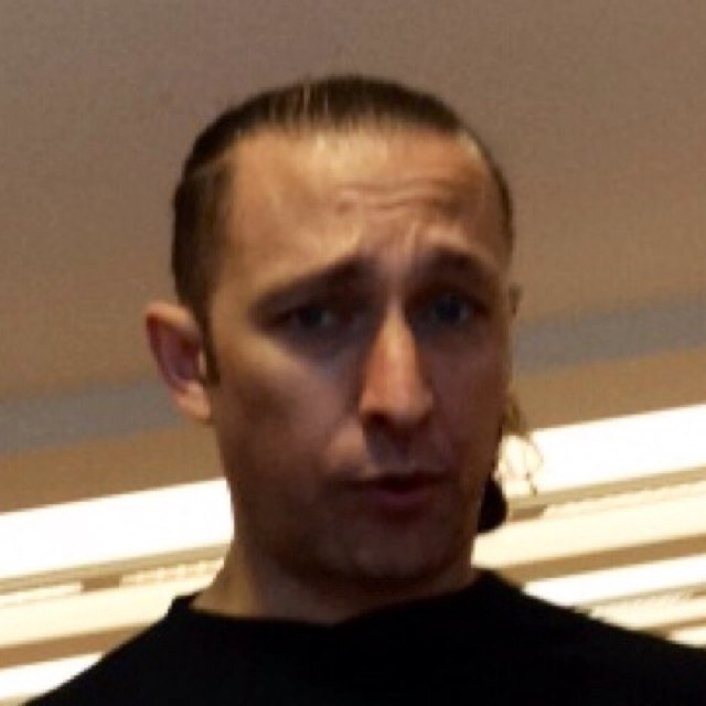 undersized_dick's profile picture. please, we were all thinking it