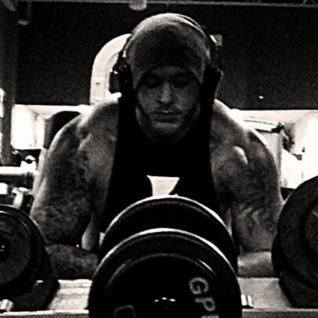 body building enthusiast from Long Island Sports fan: #nyk #nyr #nyg ig-mikey_bravo