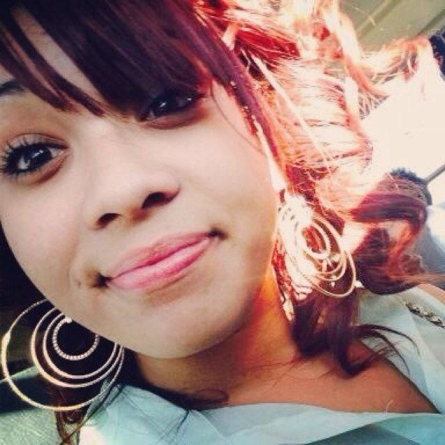 Fourteen years young . ♥ New York Knicks fanatic . August Eleventh . GotMines ✊ Follow back team .