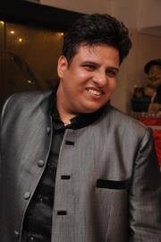 A young entrepreneur started his journey with the vision of encouraging the entrepreneurship into Indian market by launching portal http://t.co/bKLZRloGqT