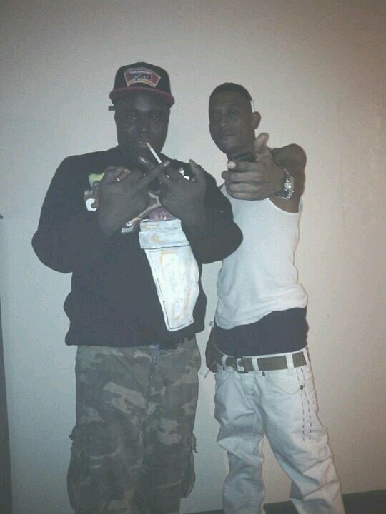 no bio, let hatas tell u my life, dey kno more, i follow back