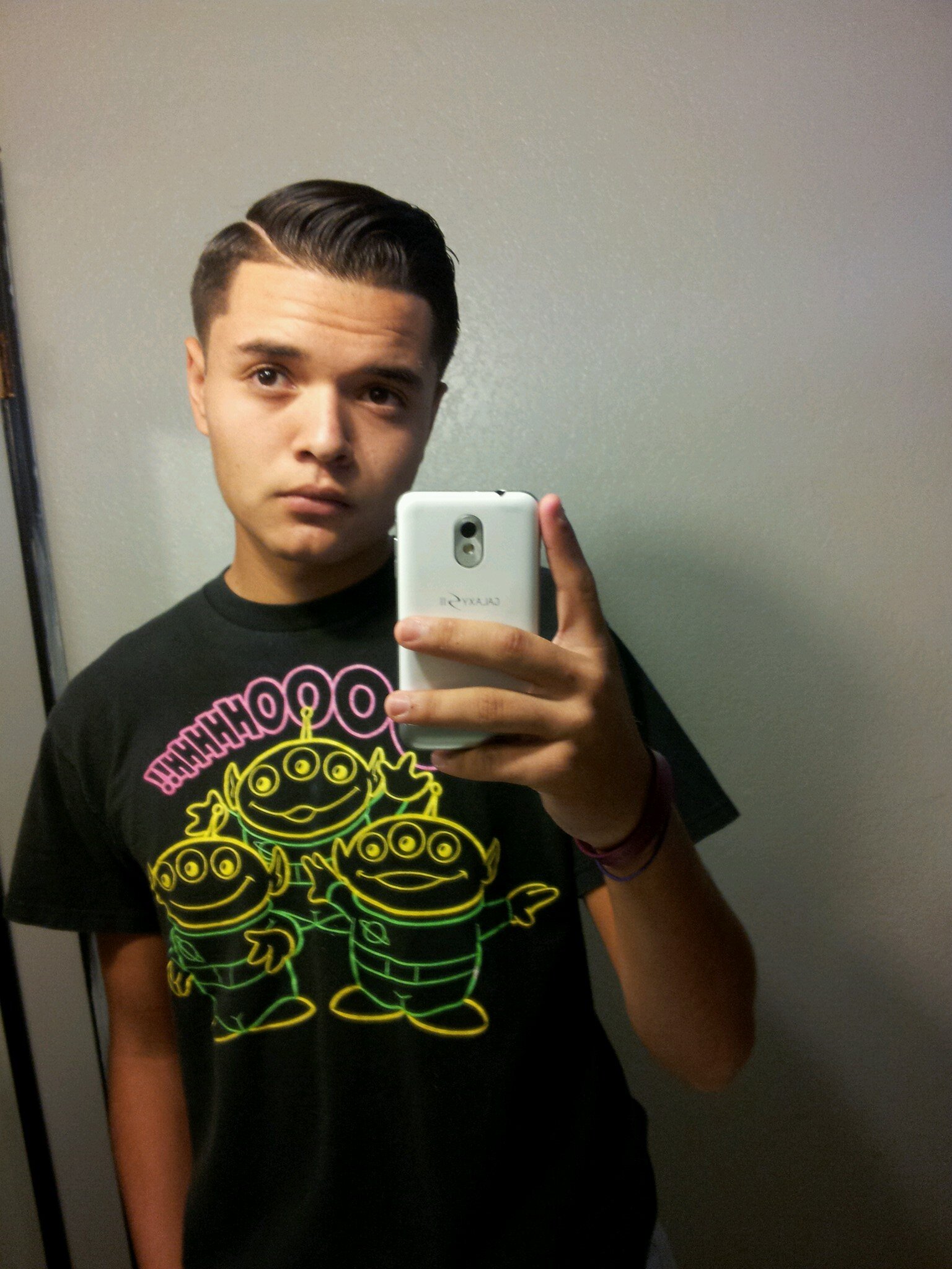 golden_zeus18's profile picture. 