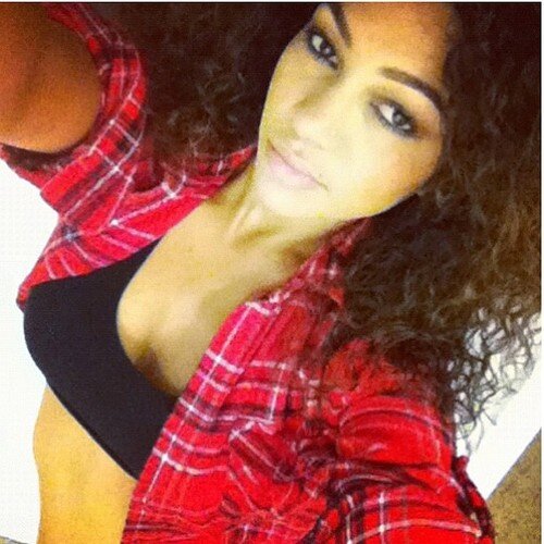 CeilGelb's profile picture. I wish I could go back and say everything I kept inside.