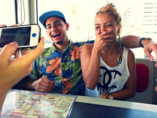 EsmariaMacDonac's profile picture. When they hold your face while kissing you