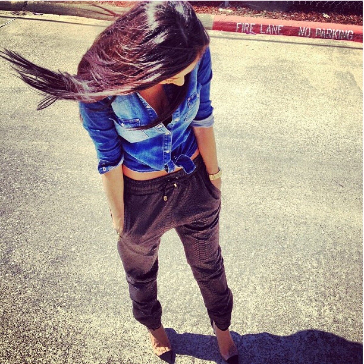 SibillaHersee's profile picture. It pisses me off when you're talking to someone and they make no effort to be interesting whatsoever, so you have to do all the talking.