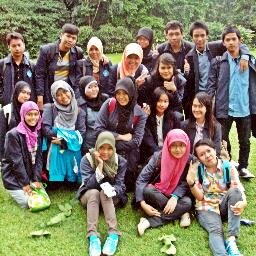 English Department • FBS UNINDRA'13 • We are Rightfully Proud to be... FR1END!