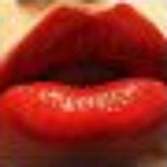 lau_ozfiz's profile picture. Doctora antenista 📡
Investigadora 🕵🏻‍♀️
Ing. de telecomunicaciones 👩‍💻
Expat ✈️
Bailarina frustrada 💃