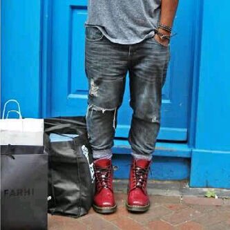 SICKNOTES_ZGD's profile picture. Oh This Is Twitter 'WOW' Finally MaDe It OutchEa.. Heard There's LOads Rychea HOe's, FAG's, GRENADE's, CATFISHES, NIGGA's Be Competing For PuSsy... INTERESTING♬