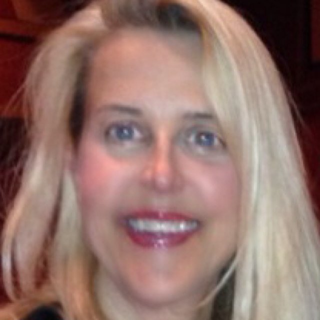 linda_neira's profile picture. 