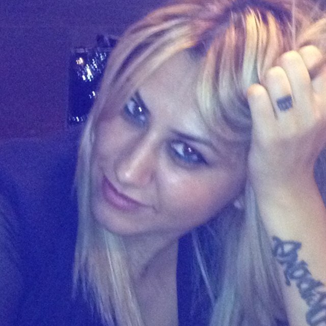 emel20112013's profile picture. 