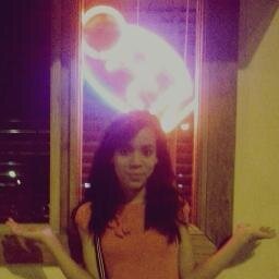 karoliny_3's profile picture. 