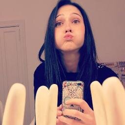 ViolettaPolska_'s profile picture. #Comellista Jestem, byłam i będę. Soy, fui e seré. I'm, I was and I will.