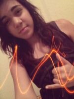 Ama a quien te ama y sonrie a quien te odia.