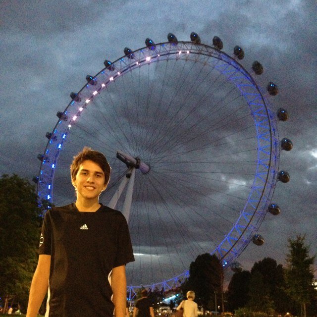 Carlosrequena92's profile picture. Ingeniería Geofísica USB. Presidente del @GRUPOTEKUSB. Tesorero del @CEIG_USB 2014-2015. Instagram carlosrequena92