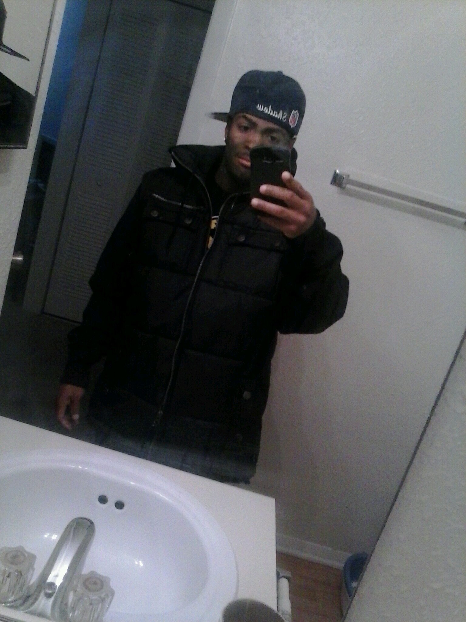 my name is aj 22 hard working man and im done playing around time too get this money
