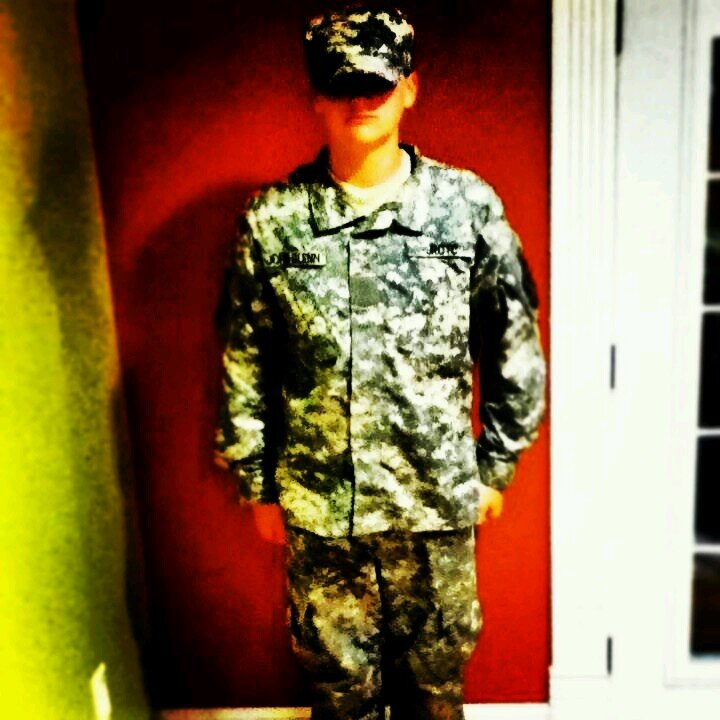 My name is Brandon. Im 16. Birth day is March 24th 1997. I play guitat and im going into the Army next year.