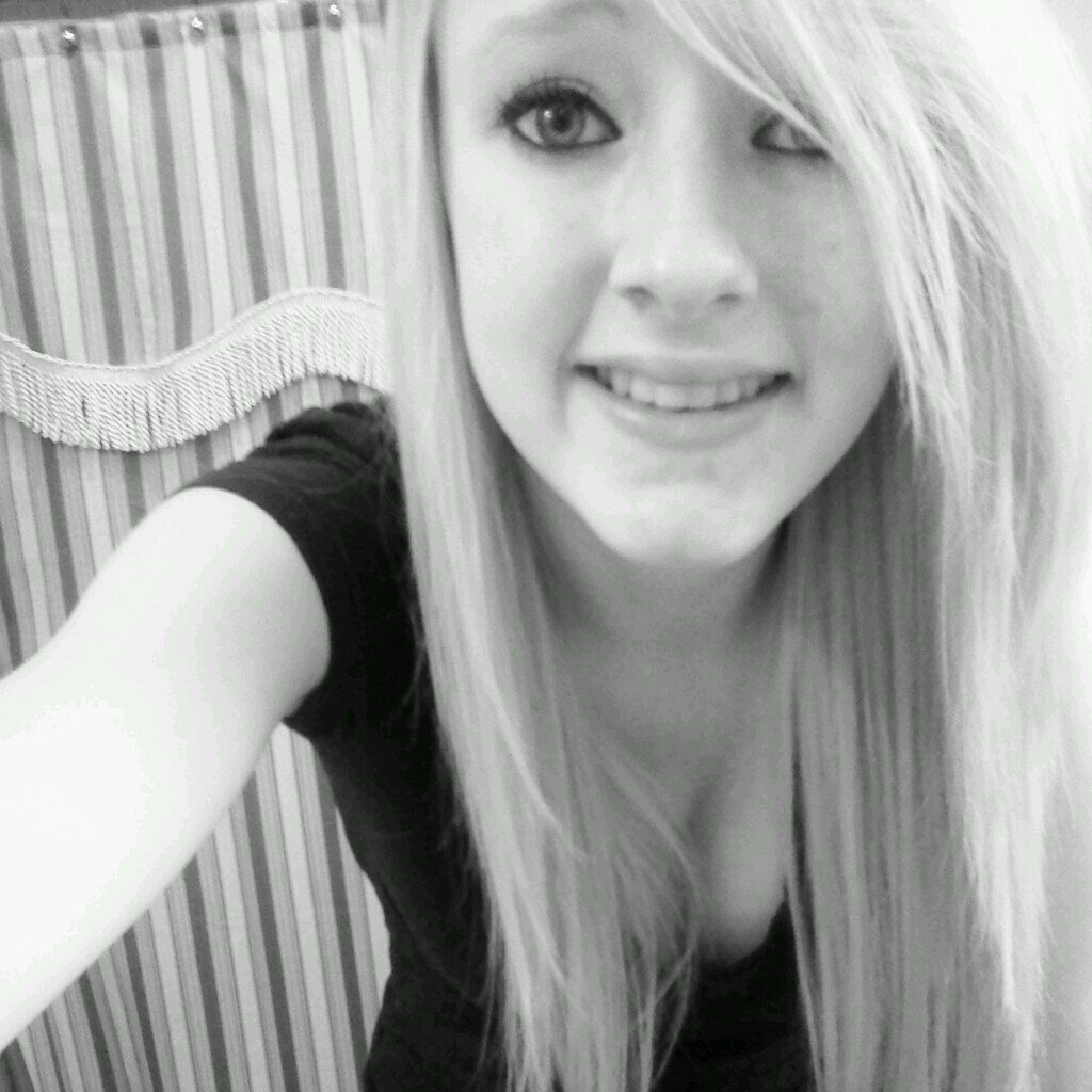 jewelbies50's profile picture. Jewel ° 16 ° Got an amazing boyfriend3 ;Benjamin