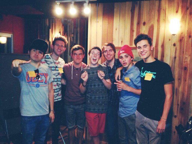 This is not o2l but a parady account because I love the videos 
@our2ndlife and @jacksonmelnyk are amazing youtubers!