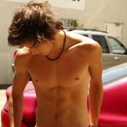 xristinaki210's profile picture. Hello my name is Christina and I am 14 years old I am a big fan of and one direction and Ariana Grande please follow me i follow anyone back!!!!!