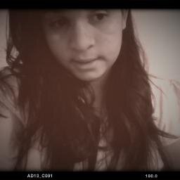 Sou uma pessoa super legal ; divertida ; bastante amiga tbm ;; adogo meus amigos ;; fazer novas amizades ;; ah é isso cada um tem a Marcia q merece  '-'