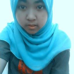 (': Nur Iwana Hazwani Binti Azhar ,, I'm 15 years old :')
* MILIK SIAPAKAH GADESS INI * Mohd Shayuti Own's @_@ !