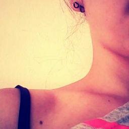@Vivien_Hoffmann -- this was my twitter, but I made a new:) |Big Directioner| |Wayer| ˇ|Little Mix♥|||Ed Sheeran||SzJG♥| |Selena♥| |London*-*| |Dreamer|