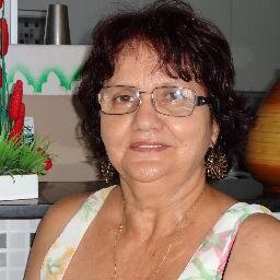 Namorando,  professora, curso Pedagogia e  Psicoprdagogia.