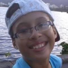 Eu gosto muito de Minecreft e aoro todos os tipos de filme .. não falo mas nada
