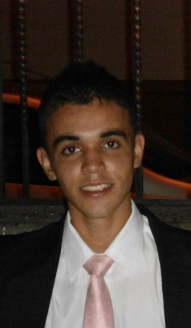 Carlos_0517's profile picture. 