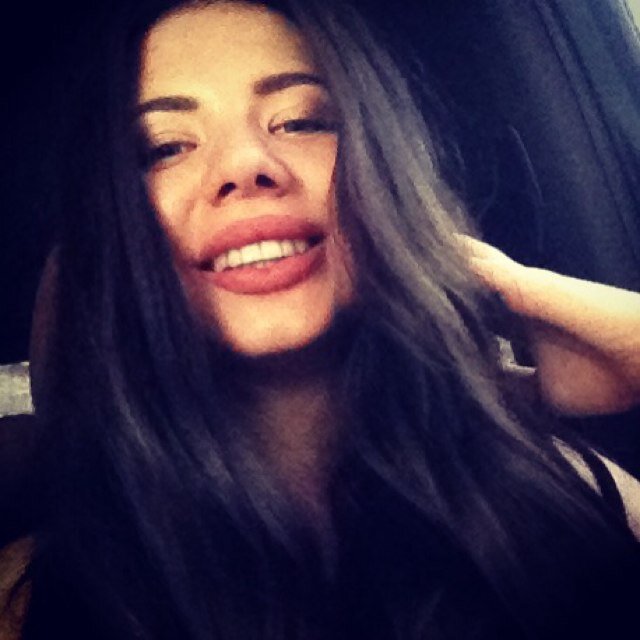 PlushyMama's profile picture. Make-up artist.