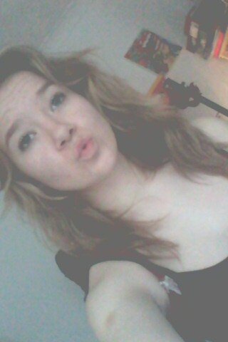 ChelseaB_oRIgIn's profile picture. life should be lived to the full  so do whatever the fuck makes you happy #YOLO ;p 
Music is my life and the lyrics are my story