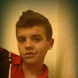 I'm kai I'm  16 I love boxing and mixed martial arts
