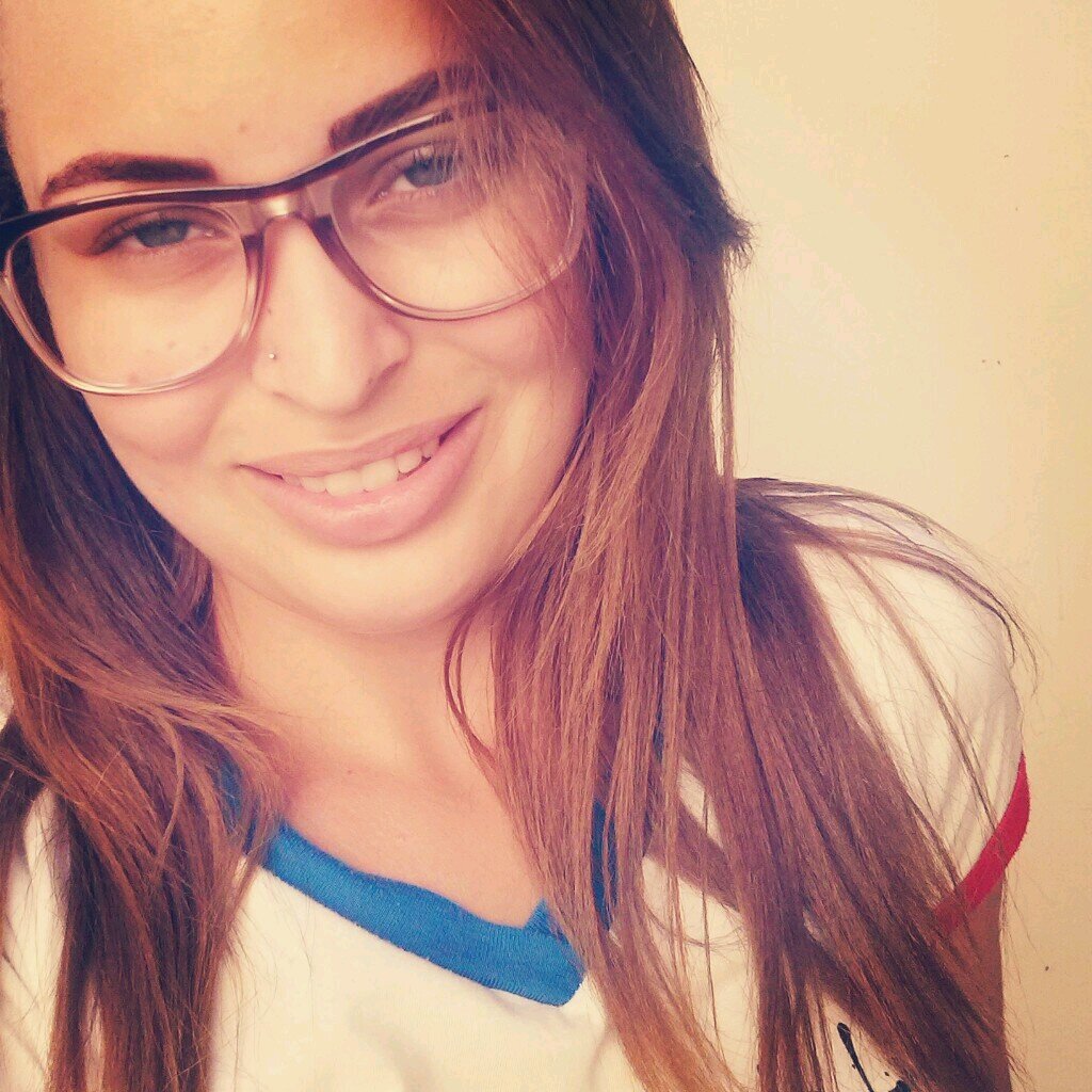 Não existe o bom ou o mau; é o pensamento que os faz assim.
William Shakespeare