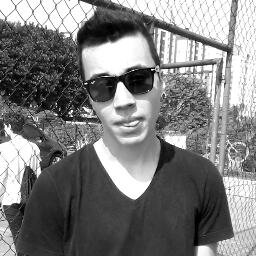 Kleber Lima Wiklich , 17 anos , Dancer  ,  -  O mais corajoso dos atos é ainda pensar com a própria cabeça.