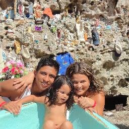 100% amigable,cariñosa, buena estudiante y me considero una buena amiga por siempre