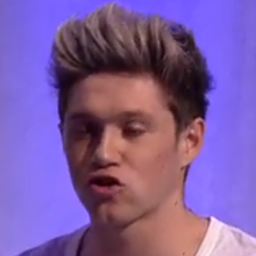 mullingayer69's profile picture. gotta risk it to get the biscuit 
Applebees and Cinnabon follow smd.