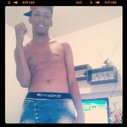 MENINO LINDO, SQN RSRSRS
VIVENDO A VIDA DO JEITO QUE DEUS QUER =d