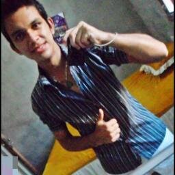 Eu encontrei uma razão para mim Para mudar quem eu costumava ser Uma razão para começar de novo E essa razão é você !! sz'