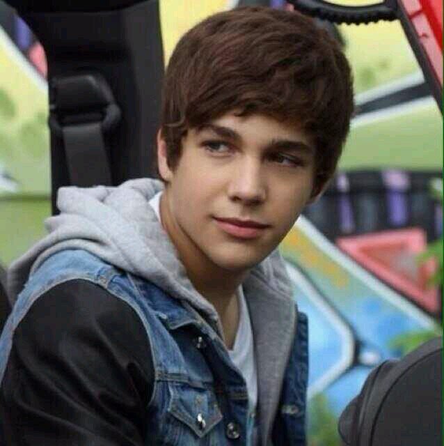 I Mahomie, I love @AustinMahone, austin is my idol and        will remain so.