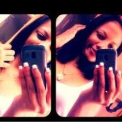 ┊ #BEBO? @Tu_Wasakaka   ∞†┊

#BBF;@ShasysSierra :* Mi Claan; @Alkarisking [NeqraTeQuiero] :)