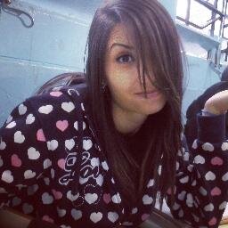 Libriana , 17 years  ,  musica ,dança , família .